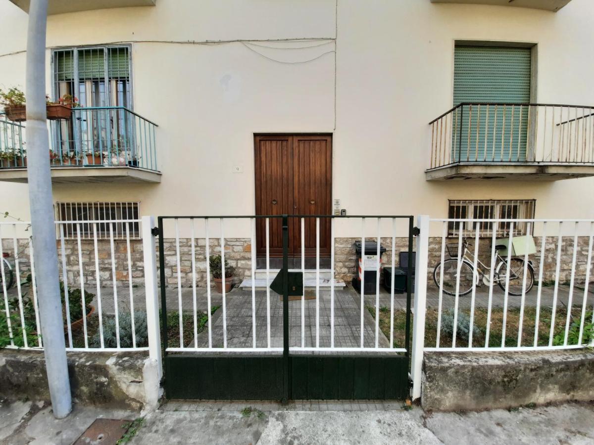 La Piccolina Apartman Viareggio Kültér fotó