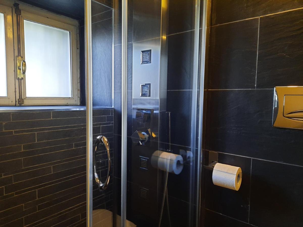 La Piccolina Apartman Viareggio Kültér fotó